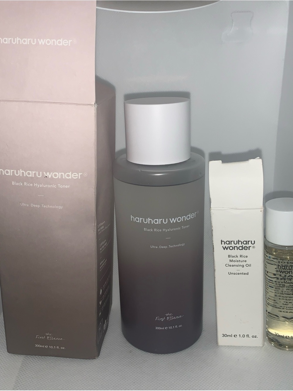 haruharu wonder Black Rice Hyaluronic Toner & Cleansing Oil NIB